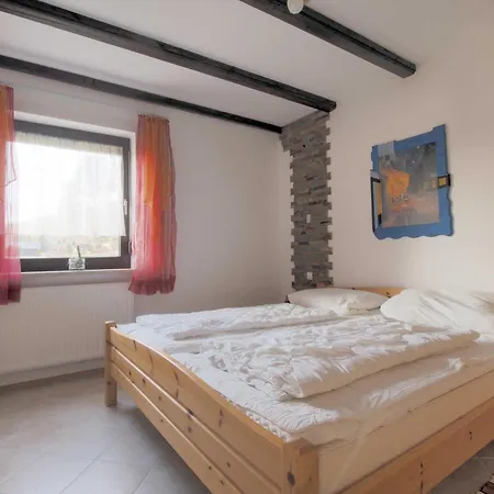 Haus 89 Eg דירה אראך