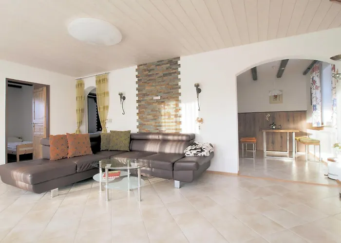 Haus 89 Eg * Arrach